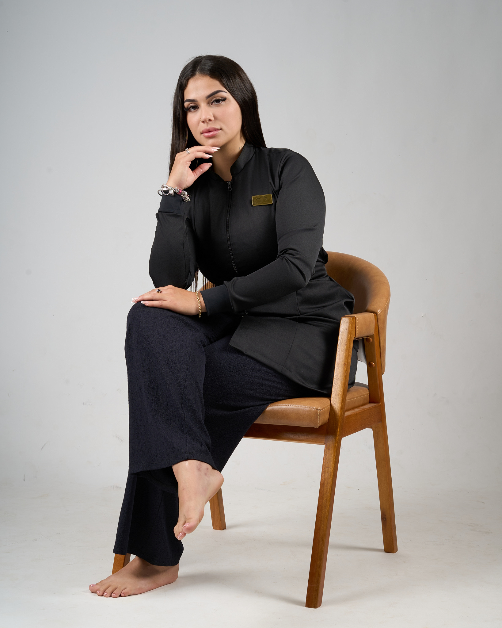 Retrato corporativo feminino sentada